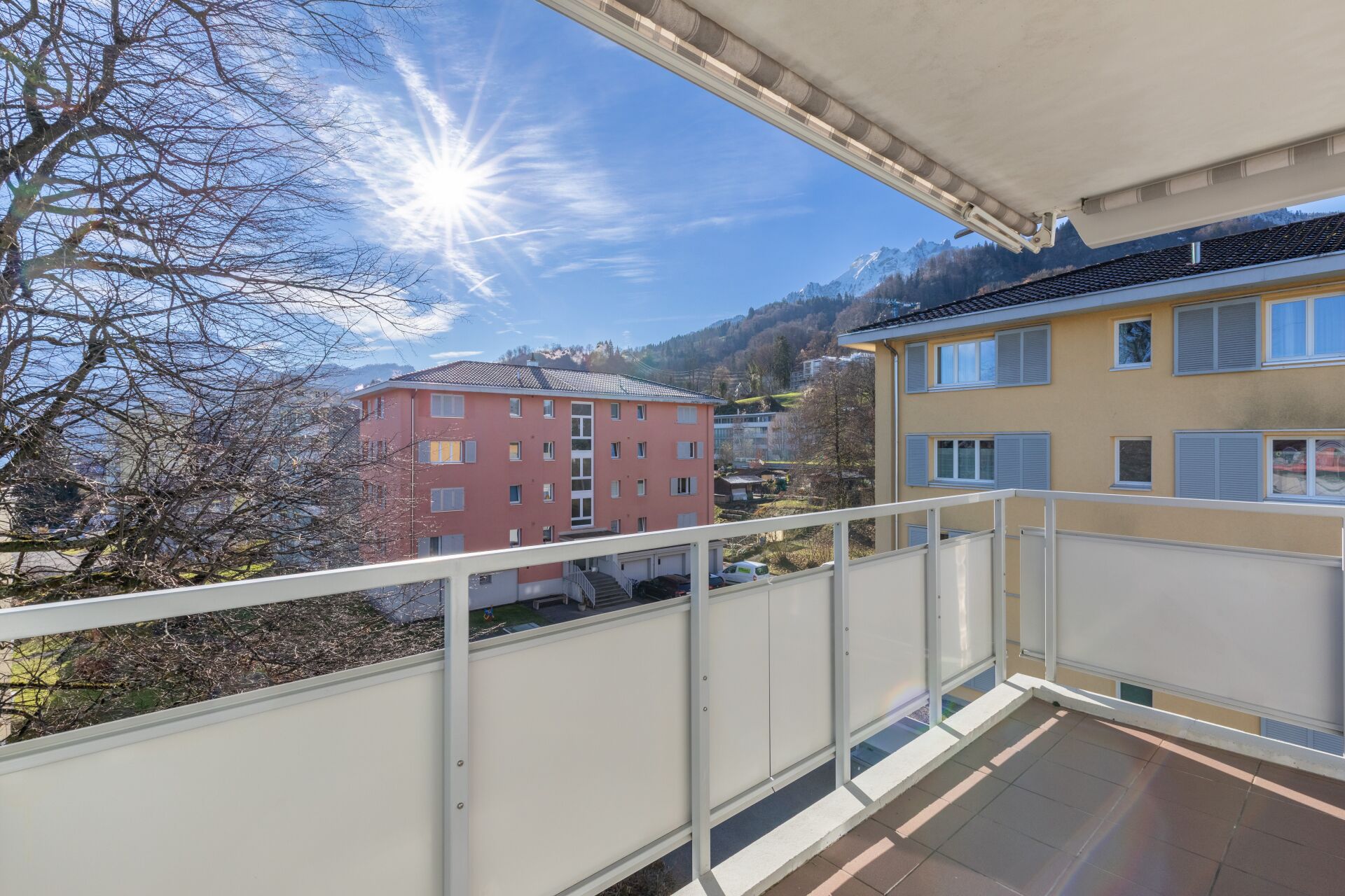 Aussicht auf den Pilatus und die umliegende Bergwelt