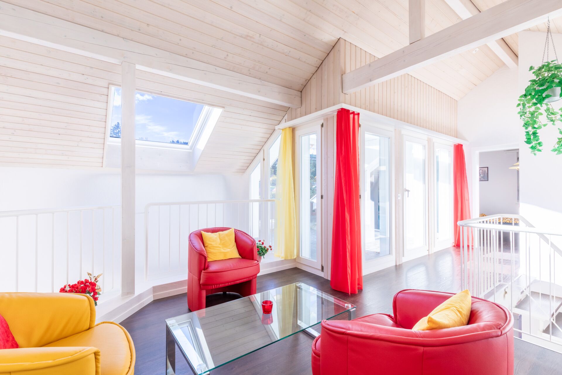 Helle Maisonette-Wohnung mit Galerie