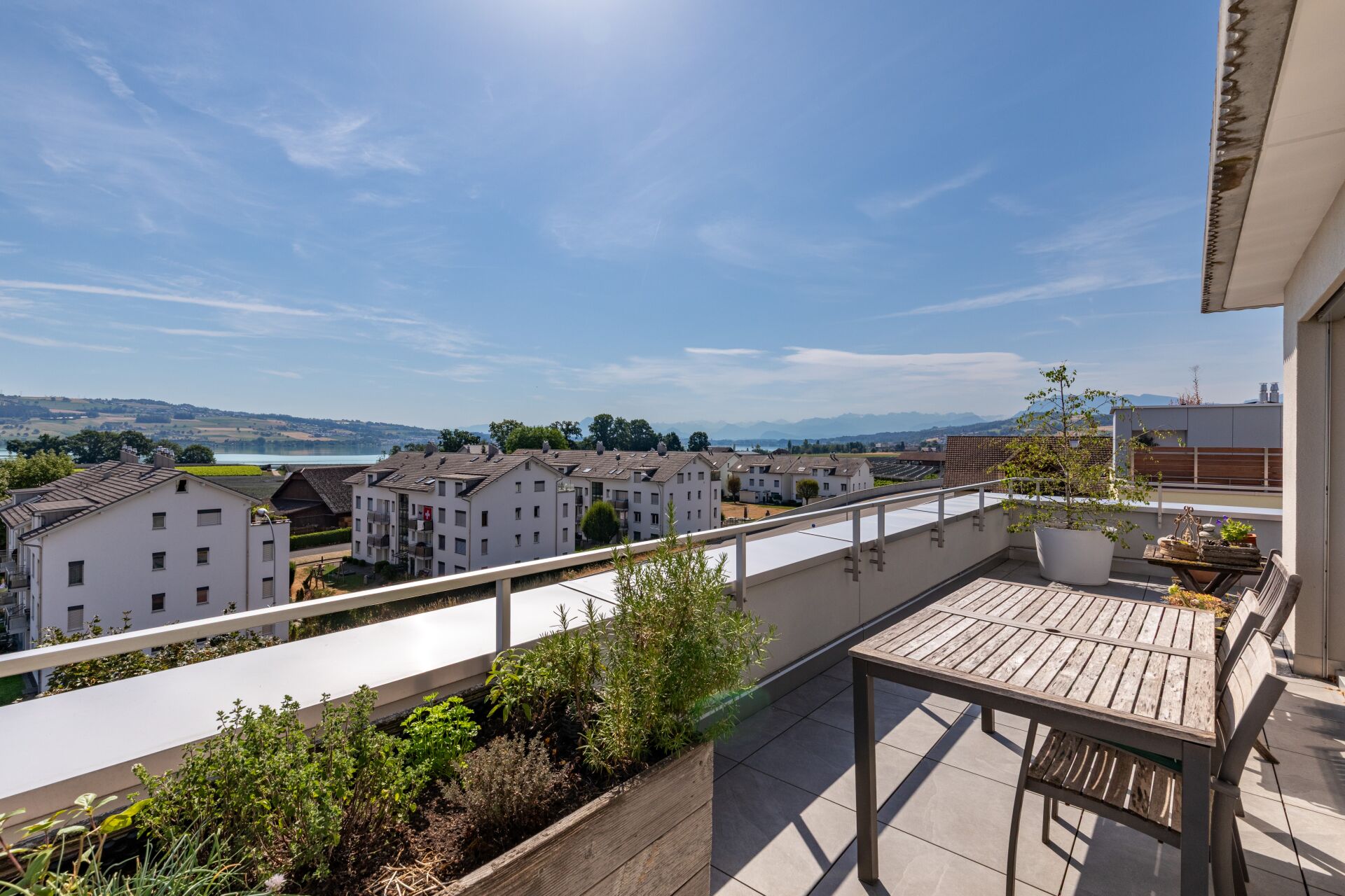 Terrassenparadies mit Seesicht